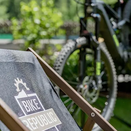 Corso's Annabell - Bed and Breakfast Ζόλντεν